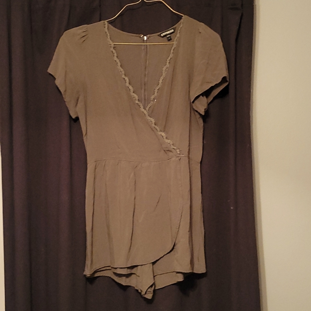 Army green romper